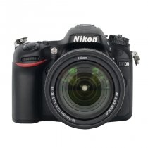 Купить Цифровая фотокамера Nikon D7100 kit (18-140mm VR)