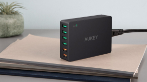 Купить Зарядное устройство AUKEY 6-Port 60W QC3.0 USB Charging Station with 1m Micro Cable (Black)