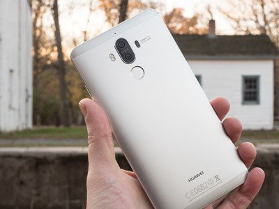 Авторитетный инсайдер раскрыл подробности о смартфоне Mate 10 Lite от Huawei