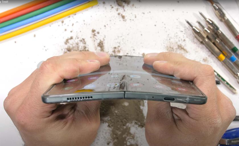 Экстремальное испытание Samsung Galaxy Z Fold 3