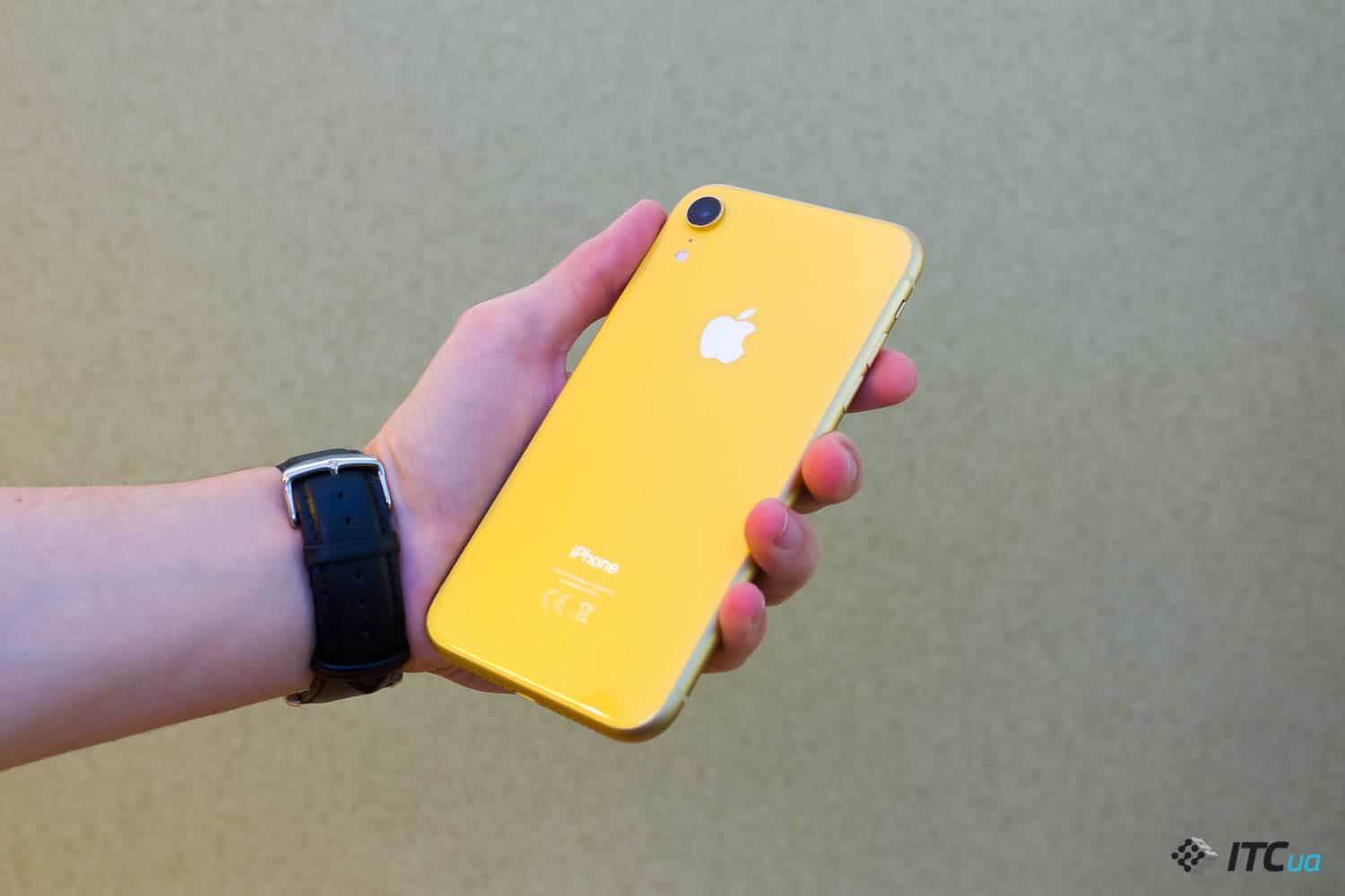 Iphone XR Yellow реальные фото