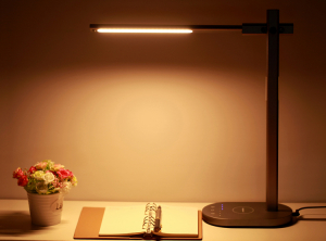 Купить Лампа Momax Q.LED Desk lamp with wireless charging bas Black