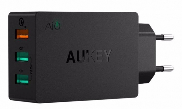 

Cетевое зарядное устройство AUKEY, Чёрный, 3 порта, Qualcomm Quick Charge 3.0, (ритейл) черное