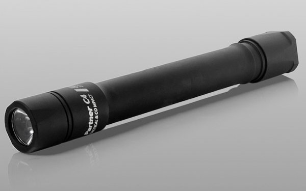 Купить Фонарь Armytek Partner C4 v3 XP-L белый свет