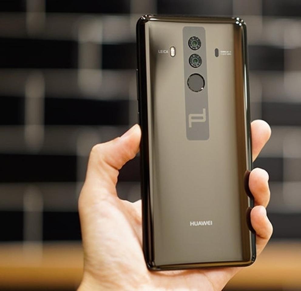 Смартфон Huawei Mate 20 Pro получил высокие оценки за камеру